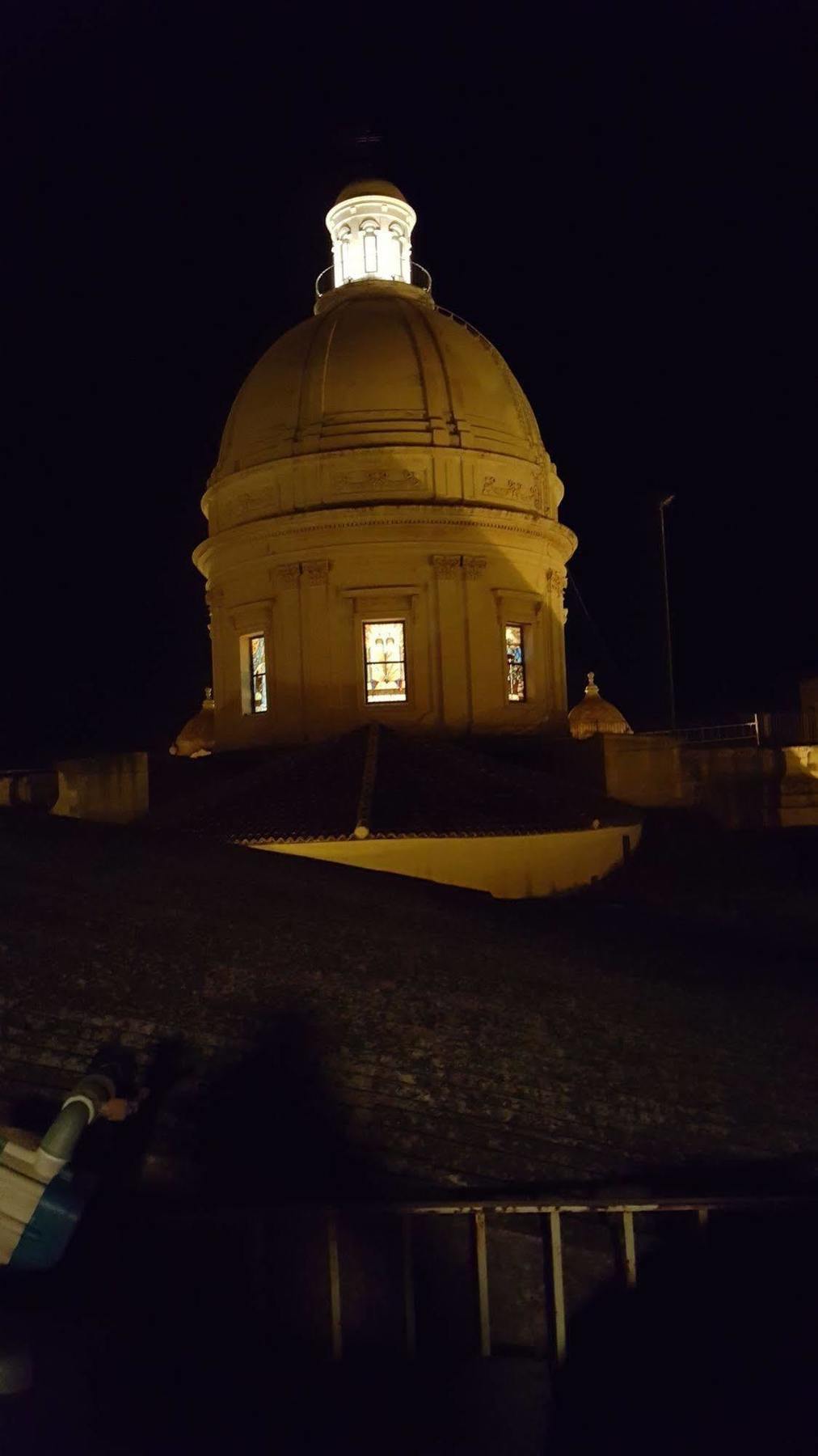 Affittacamere Conte Di Cavour Noto Buitenkant foto