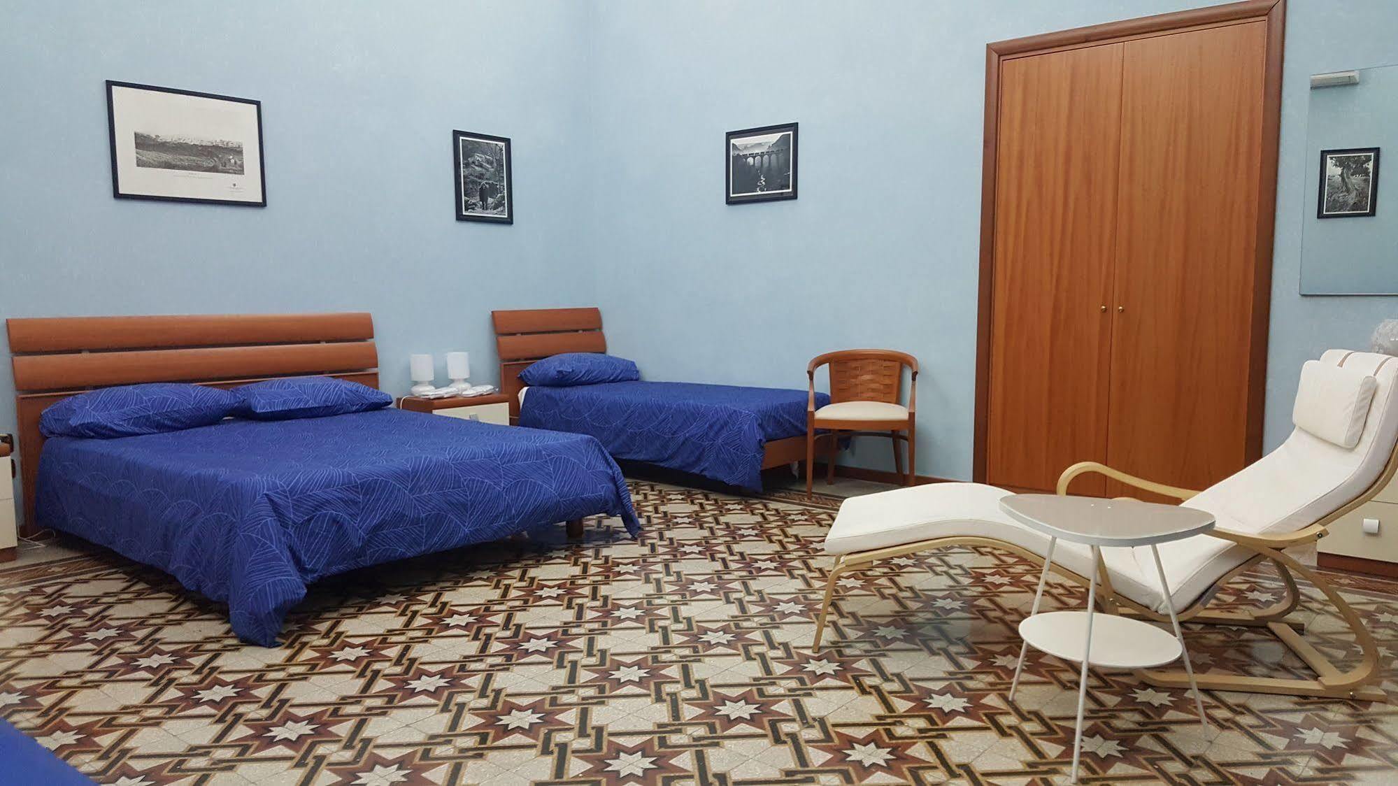 Affittacamere Conte Di Cavour Noto Buitenkant foto